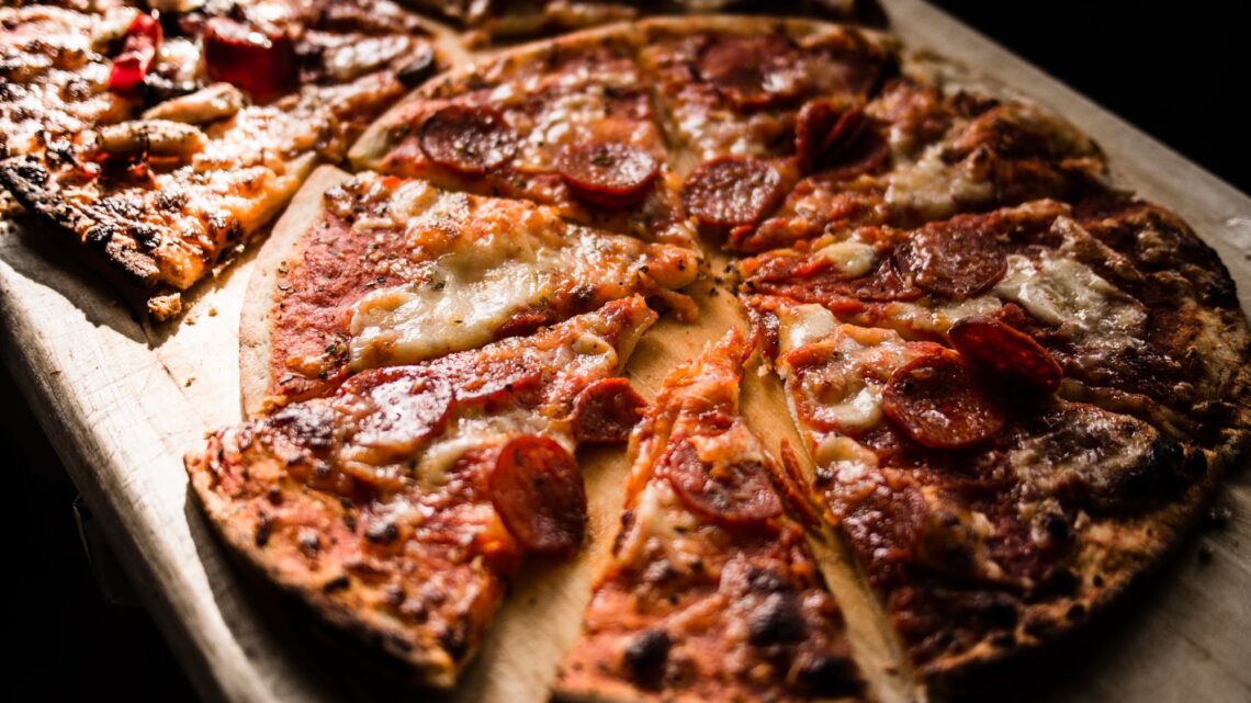 Sådan laver du pizza på grillen Sådan laver du pizza på grillen